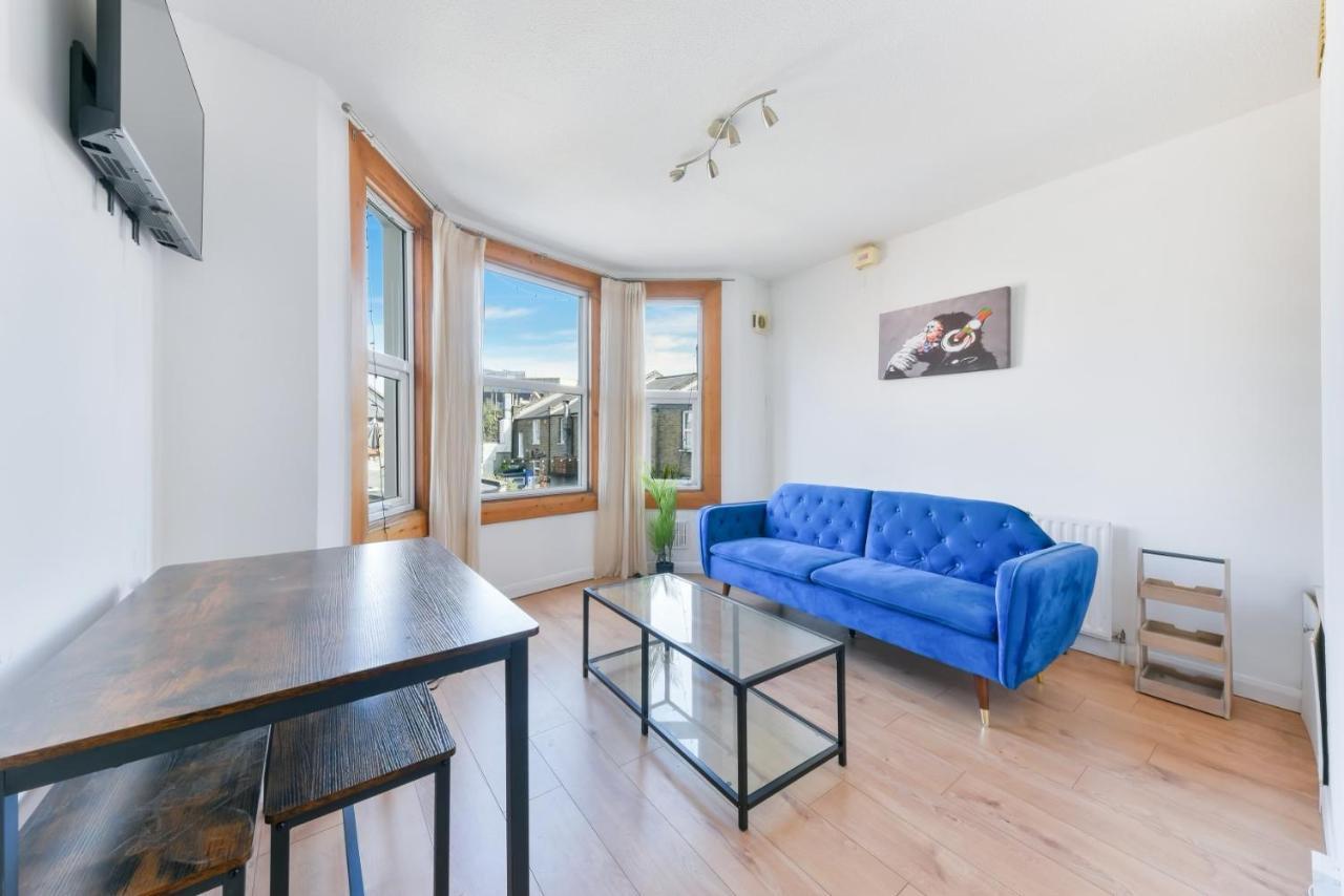 Cozy 1-Bed Apartment In Brixton 런던 외부 사진