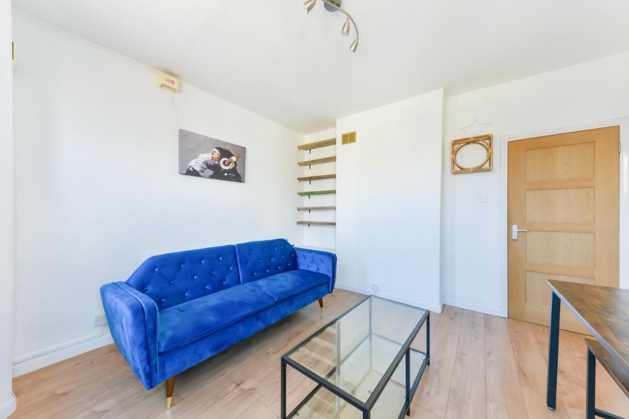 Cozy 1-Bed Apartment In Brixton 런던 외부 사진
